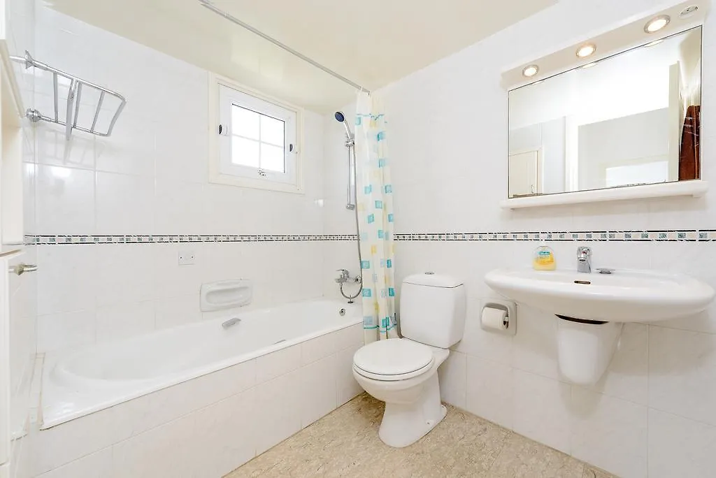 Merab Center Villas 아이아 나파 0*,  키프로스