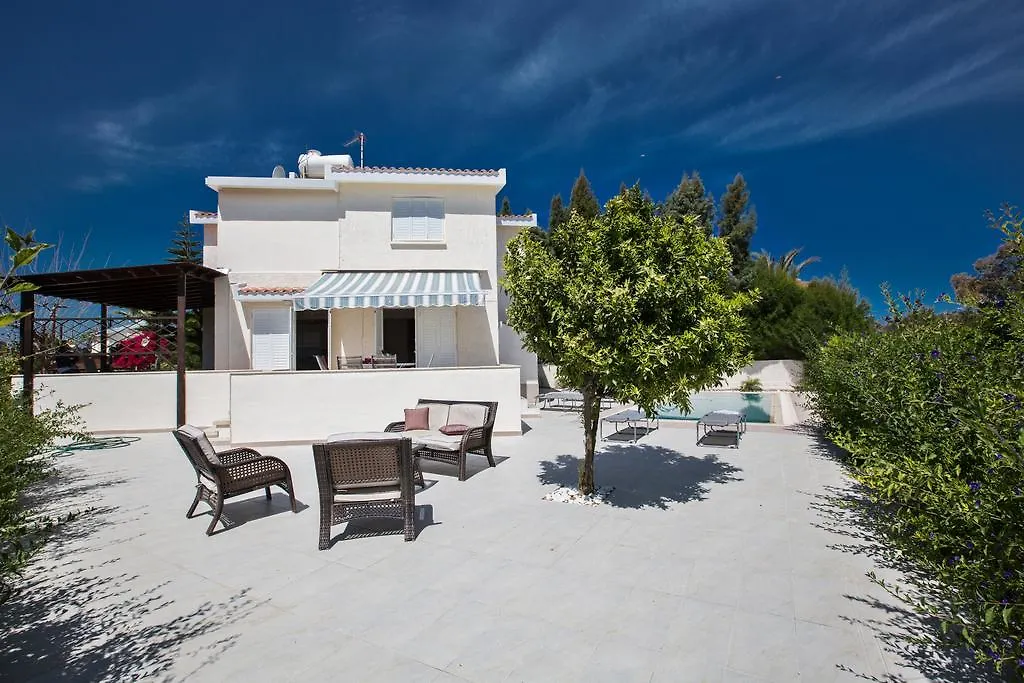 Merab Center Villas 아이아 나파